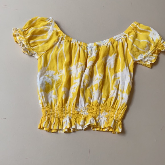 Forever 21 White & Yellow Print Crop Blouse - Picture 4 of 7